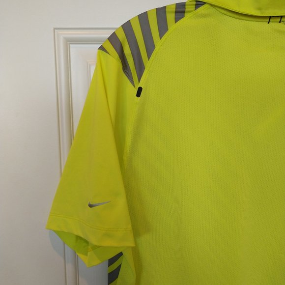 Men's Nike Golf Tour Performance dri-fit size S golf shirt - Picture 4 of 6